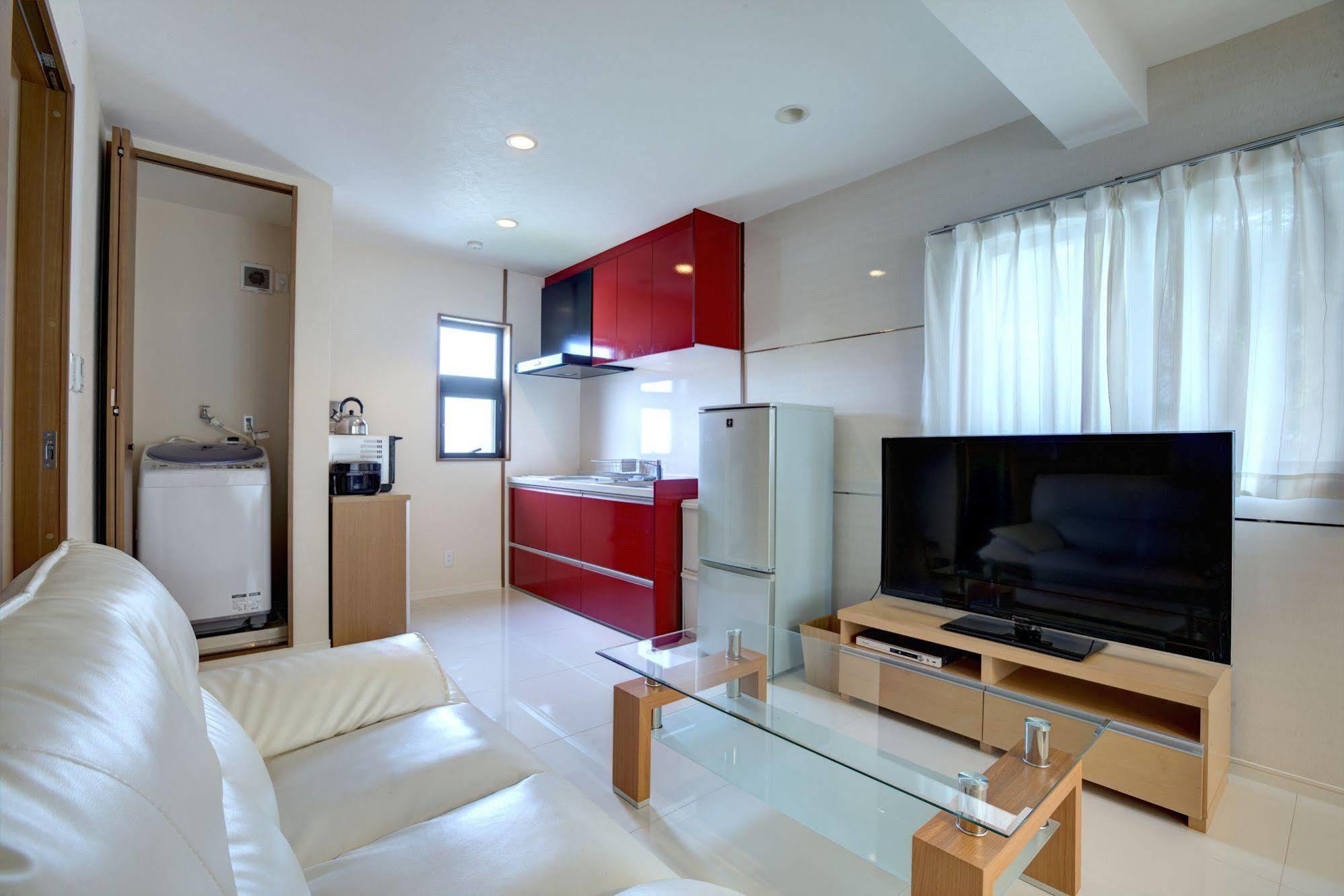 Terrace Apartment *